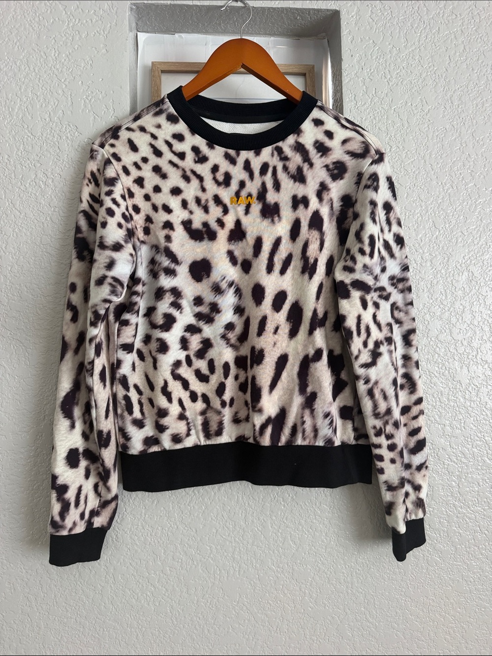 G-Star Crewneck Sweatshirt in Cream & Black Leopard Print